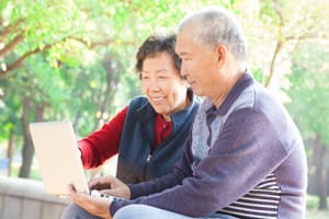 Attention Senior Living Providers: Half of Seniors Are Now Online